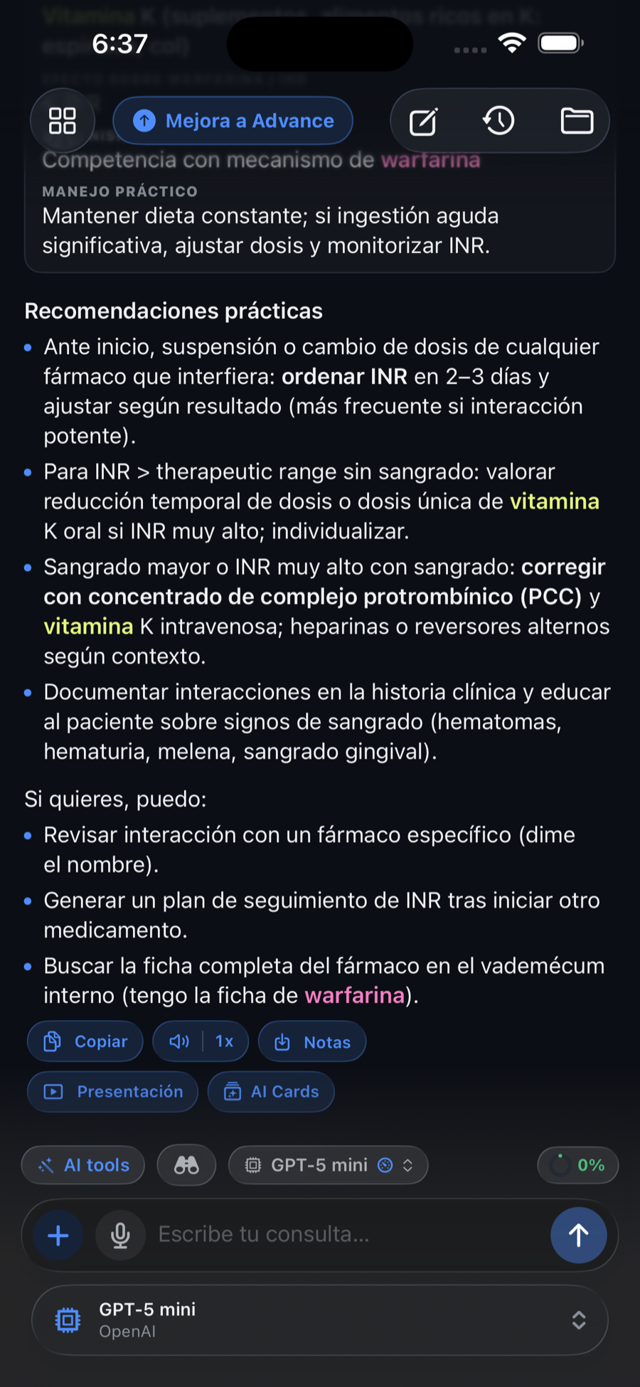 Chat clínico con IA en el iPhone de LaniakeaCare